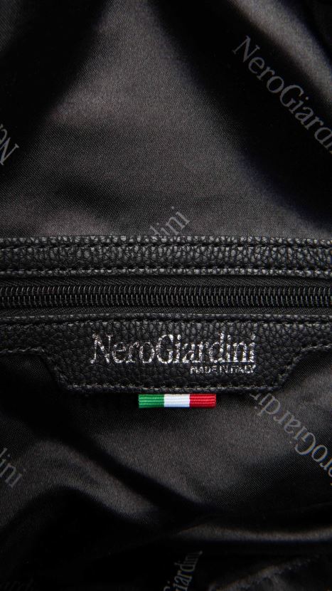 NeroGiardini ženske umetnost. i343550d nahrbtnik iz tehničnega materiala nero 4JD860306